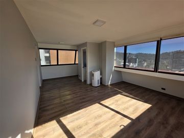 Oficina en arriendo en Providencia