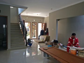Rumah Minimalis @Dago Teahouse Residence Dekat Kawasan Cigadung, Tubagus Ismail, Dipatiukur