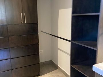 CASA EN VENTA AMUEBLADA SANTIAGO N.L.