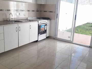 TRIPLEX 4 AMBIENTES EN VENTA FINANCIADO EN HASTA 60 CUOTAS FIJAS EN PESOS
