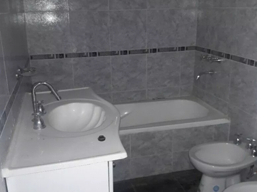 TRIPLEX 4 AMBIENTES EN VENTA FINANCIADO EN HASTA 60 CUOTAS FIJAS EN PESOS