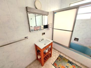 Chalet en venta en Castelar Norte