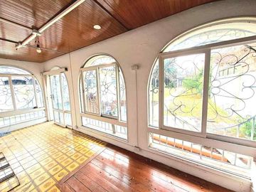 Chalet en venta en Castelar Norte