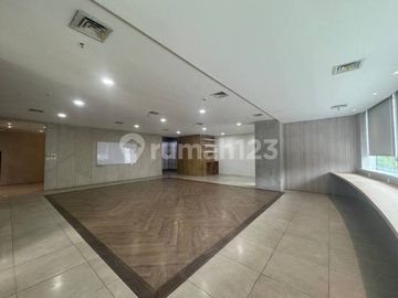Office Space Strategis di Kebayoran Baru Siap Pakai di Lokasi Premium