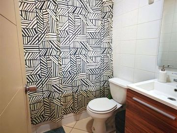 CASA PRÁCTICAMENTE NUEVA LISTA PARA HABITAR