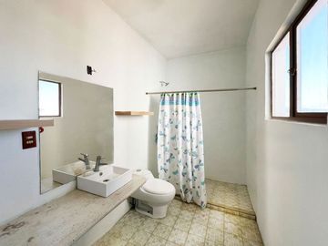CASA EN VENTA SALIDA QUIROGA
