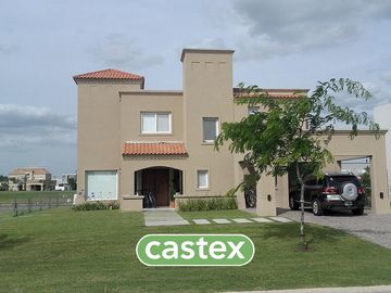Casa de 3 dormitorios en venta en Marinas, Puertos