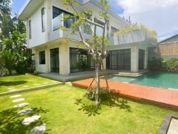 Brand new Freehold villas 3 bedroom in Pererenan Badung Bali