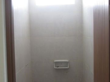 Disewakan Rumah di Lippo Cikarang (Kompleks Summer Bliss)