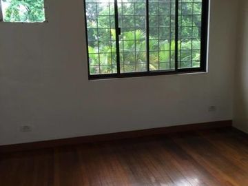 Beautiful Two Storey House and Lot for Rent in Angeles City