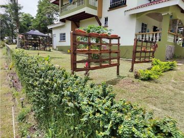 CASA CERRO AZUL VENTA