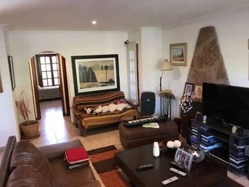 Casa - Chalet 5 Ambientes CARDIEL Y PATAGONES