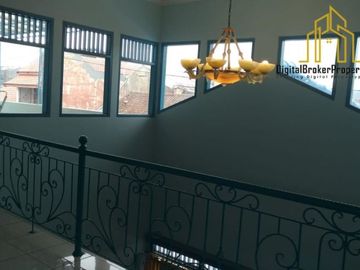 RUMAH LUAS COCOK UNTUK KOST AN LOKASI DEKAT UNPAS LENGKONG BANDUNG | ELLA