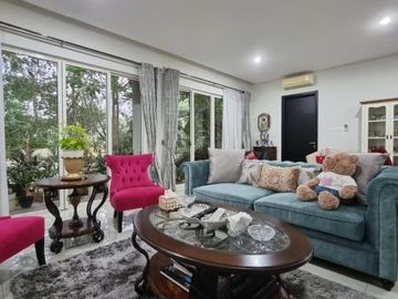DIJUAL RUMAH ASRI dkt TAMAN at SERENIA HILLS VENTURE BARAT