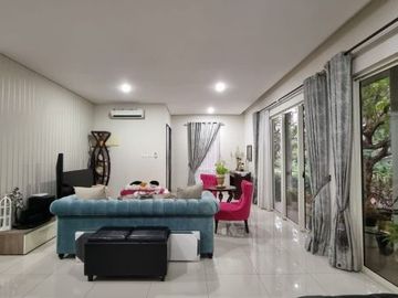 DIJUAL RUMAH ASRI dkt TAMAN at SERENIA HILLS VENTURE BARAT
