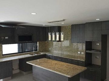 SE VENDE HERMOSA CASA EN FRACCIONAMIENTO