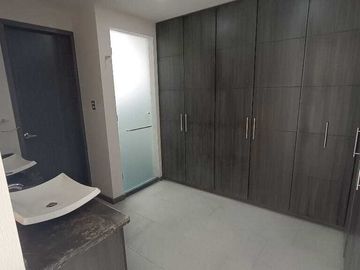 SE VENDE HERMOSA CASA EN FRACCIONAMIENTO