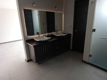 SE VENDE HERMOSA CASA EN FRACCIONAMIENTO