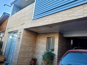 Casa en venta de 4 dorm. en Puente Alto