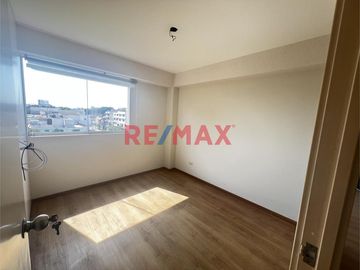 ¡Vendo Lindo Departamento Frente A Parque En La Mejor Zona De Santa Catalina!