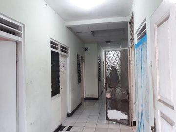 Rumah Kos Jelambar,2 lantai,dibawah NJOP,harga 2,1M nego