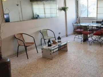 OPORTUNIDAD - Departamento en Venta en Balvanera 4 ambientes, 2 baños 98 m2 al contrafrente + cochera cubierta y baulera - Sarmiento 2100