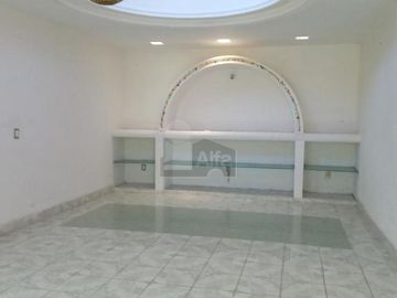 Casa sola en venta en Col 3 de Mayo Municipio Emiliano Zapata Morelos.
