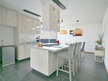 Casa en venta, 3 recámaras, 153 m2.,  alberca, cerca Tec. Mty., Xochitepec, Mor.