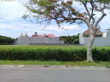 Kavling Pakuwon City L02 STRATEGIS, BOULEVARD UTAMA