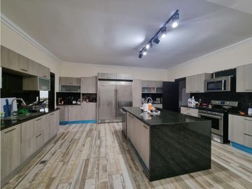 Venta casa en Clayton, Los Senderos de Camino de Cruces