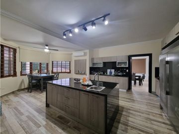 Venta casa en Clayton, Los Senderos de Camino de Cruces
