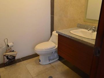 Venta casa rentera, negocio o vivienda, Sector La Viña, Tumbaco