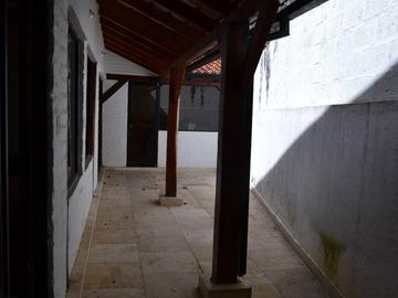 Venta casa rentera, negocio o vivienda, Sector La Viña, Tumbaco