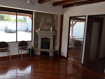 Venta casa rentera, negocio o vivienda, Sector La Viña, Tumbaco