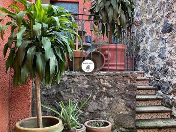 CASA EN CUERNAVACA RANCHO CORTES