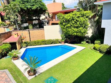 A 5 minutos del club de Golf Tabachines