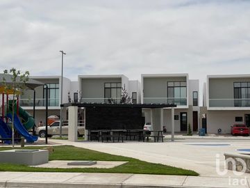 CASA NUEVA MODELO GRAN NAVARRA  2 PLANTAS 3 RECAMARAS 2 EN CIUDAD JUAREZ
