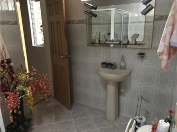 Venta de casa Unifamiliar con aire en La América Medellín