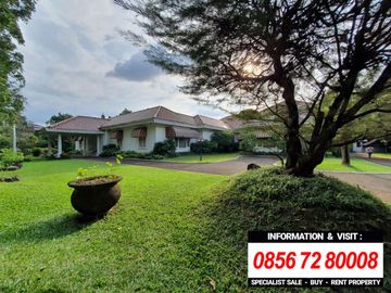 DIJUAL RUMAH di Jl KEMANG DALAM, JAKSEL (BIG and SPACIOUS)