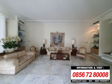 DIJUAL RUMAH di Jl KEMANG DALAM, JAKSEL (BIG and SPACIOUS)