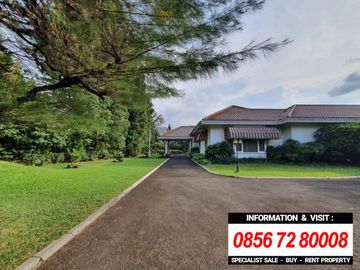 DIJUAL RUMAH di Jl KEMANG DALAM, JAKSEL (BIG and SPACIOUS)