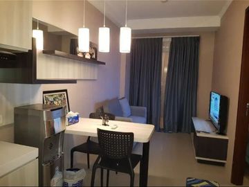 New & Fully Furnished 1 BR Apartemen Signature Park Grande/No Monthly