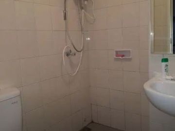 New & Fully Furnished 1 BR Apartemen Signature Park Grande/No Monthly