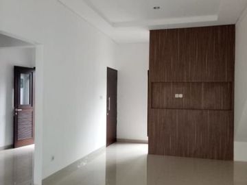 DIJUAL RUMAH JATIASIH DEKAT PINTU TOL BEBAS BANJIR SIAP HUNI