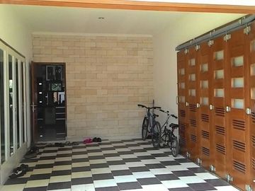 Rumah dibintaro,lokasi strategis, murah diJakarta selatan