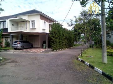 dijual cepat rumah dalam cluster elit bangunan kokoh mewah full furnish hook di Cileunyi Bandung | MARTINI