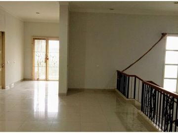 LUAS! RUMAH SIAP HUNI GADING SERPONG PHG CLUSTER AQUAMARINE