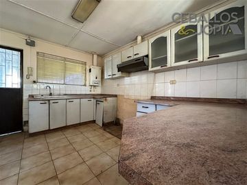 Casa en venta de 2 dorm. en Villa Alemana