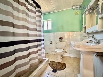 Casa en venta de 2 dorm. en Villa Alemana