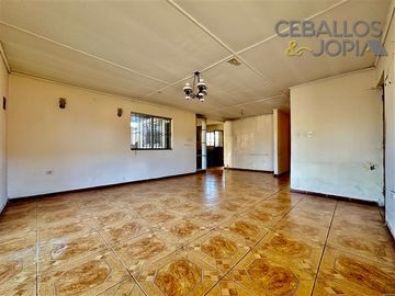 Casa en venta de 2 dorm. en Villa Alemana